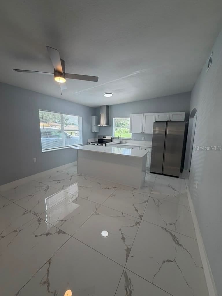 Photo 5 of 2615 23RD