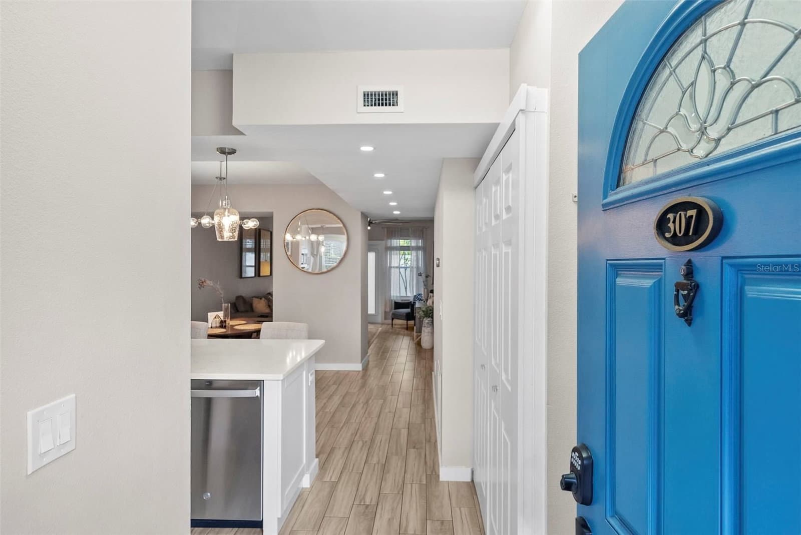 4811 BAYSHORE