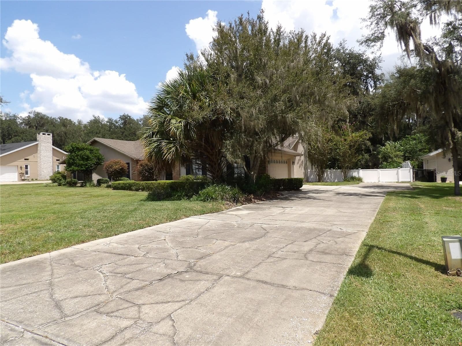Photo 4 of 6282 E FORESTWOOD Drive