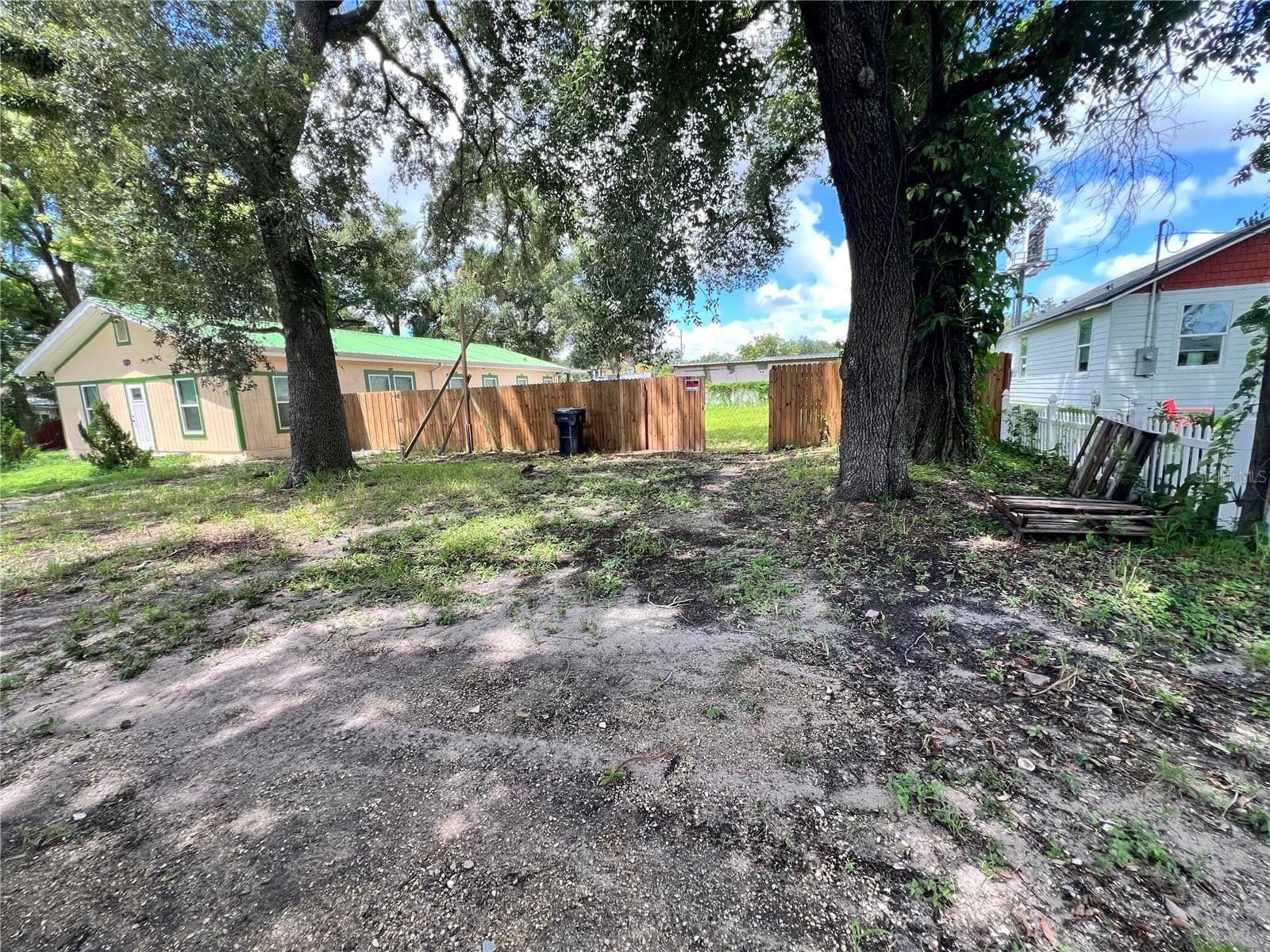 8508 N 9TH Street
