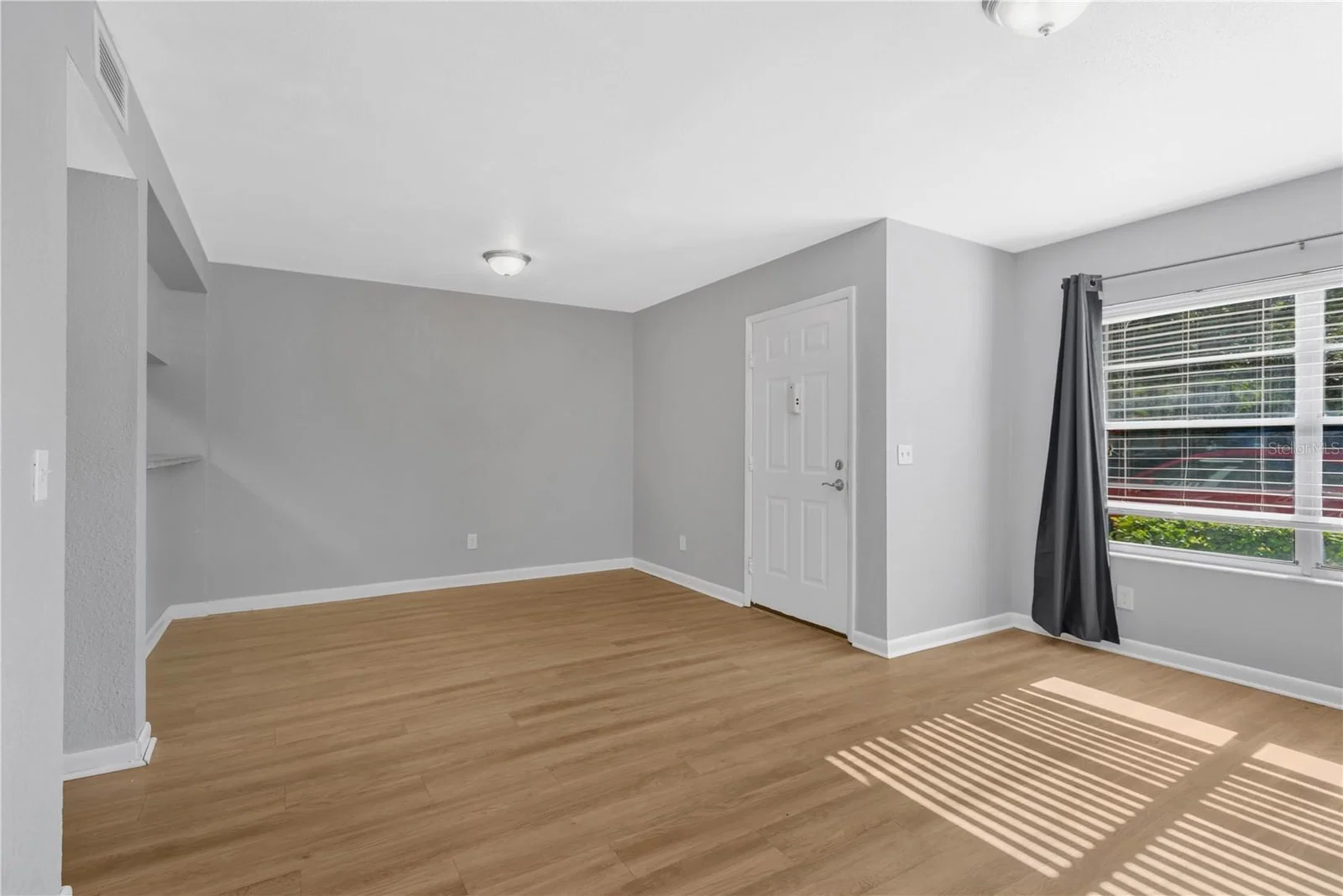 Photo 4 of 5440 S MACDILL AVE #3C