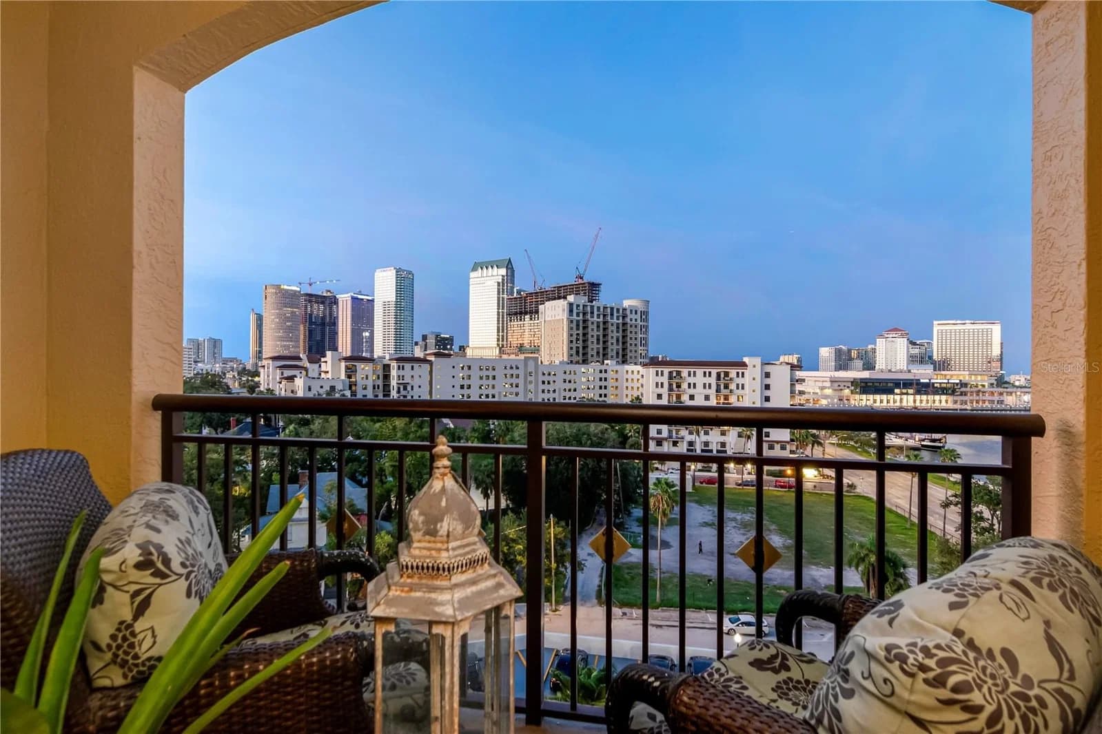 345 BAYSHORE Boulevard #808
