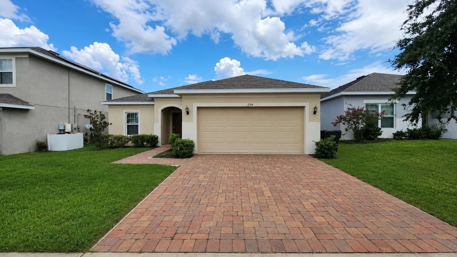 264 GOLDEN SANDS Circle