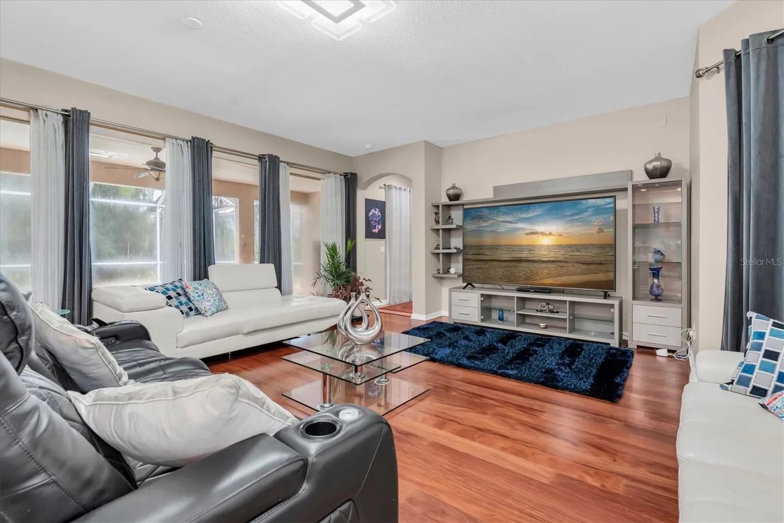 Photo 4 of 10436 CANARY ISLE Drive
