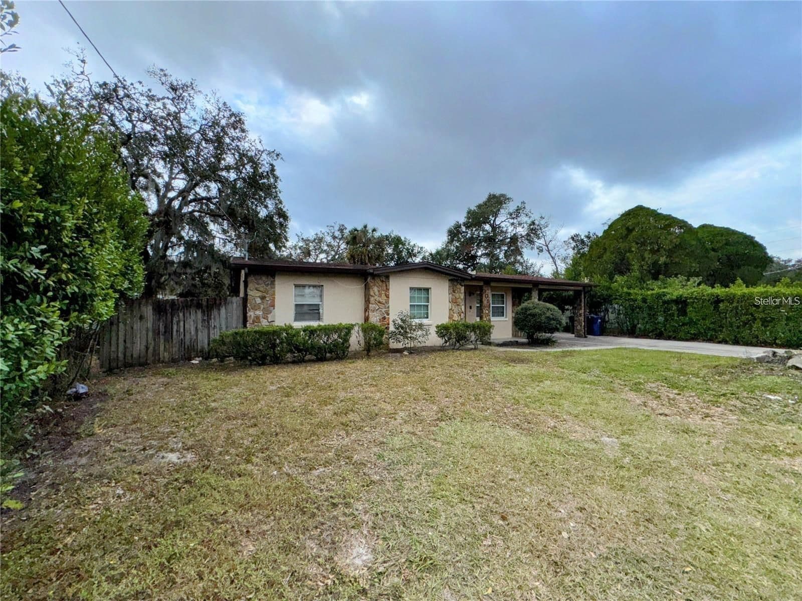 Photo 5 of 3011 FLORA Street