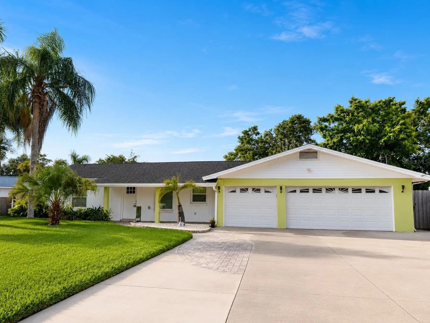 8715 DRIFTWOOD Drive