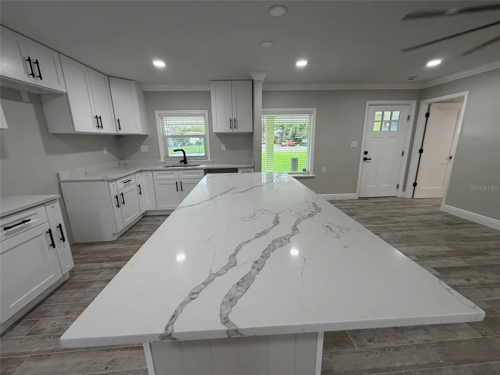 Photo 5 of 8715 DRIFTWOOD Drive