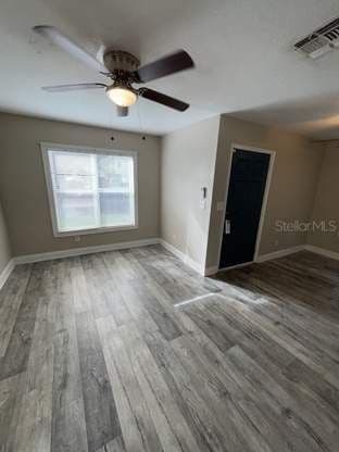 Photo 4 of 225 1ST Street