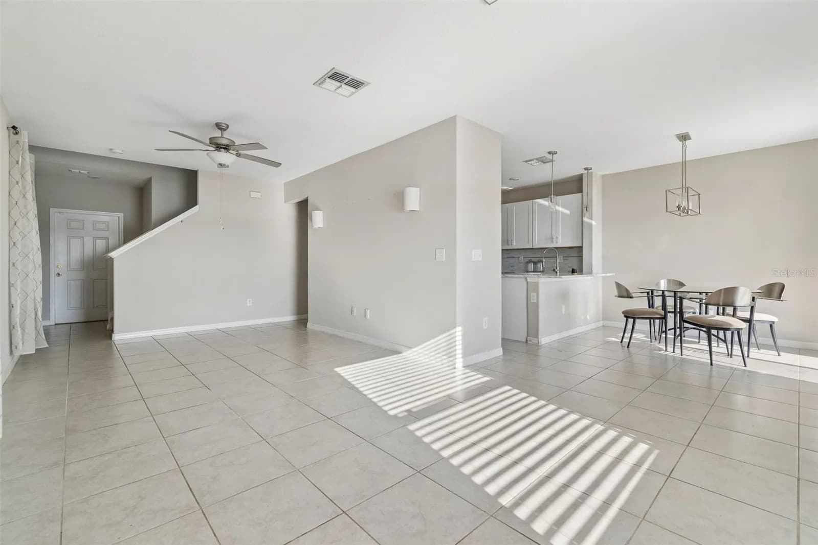 Photo 4 of 4410 SUMMER SAVORY Street