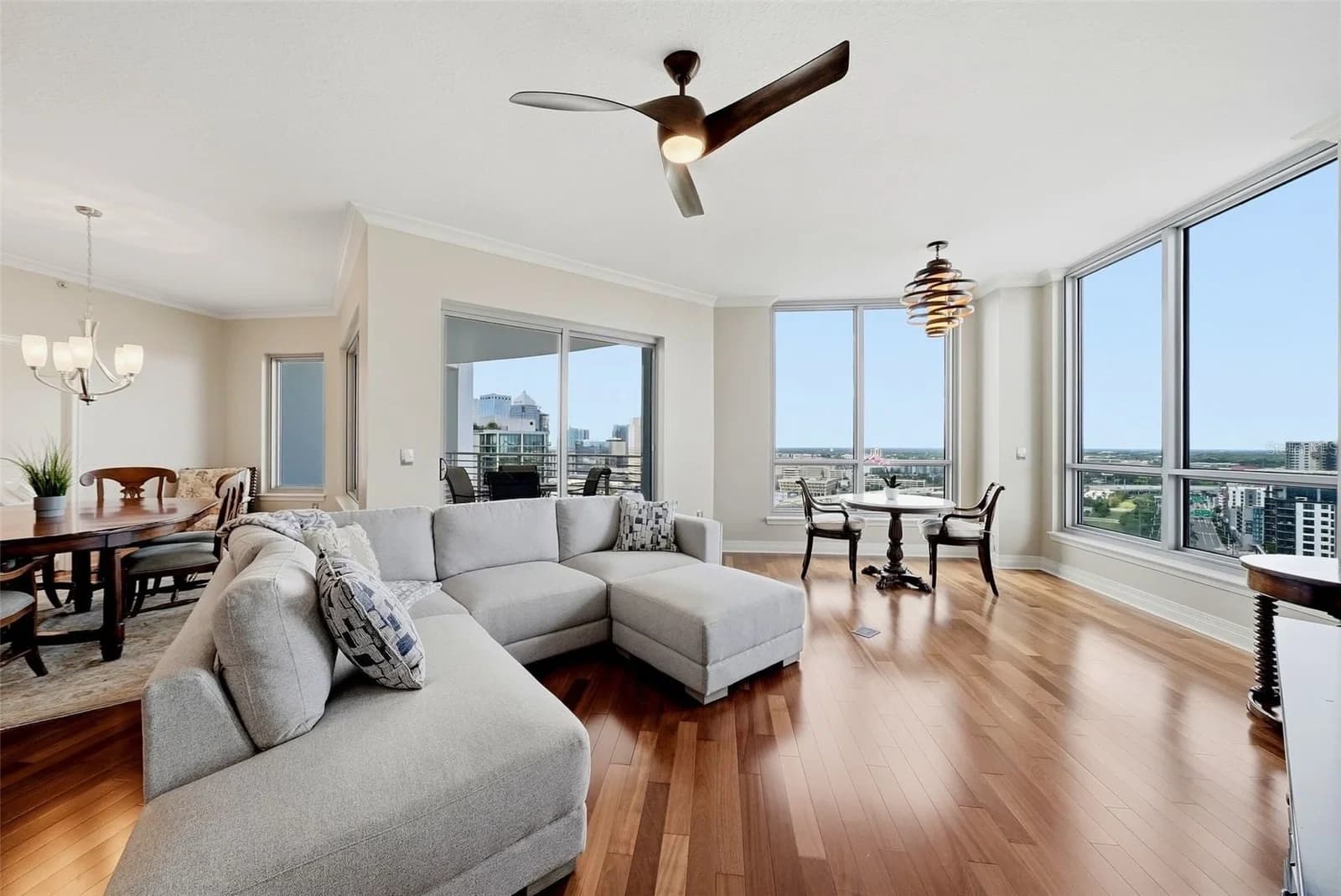 Photo 5 of 449 SOUTH  12TH #2301
