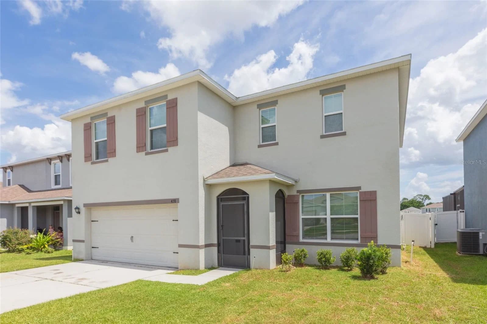 478 AUTUMN STREAM Drive