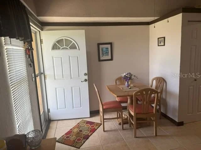 Photo 4 of 4109 CLUB Circle