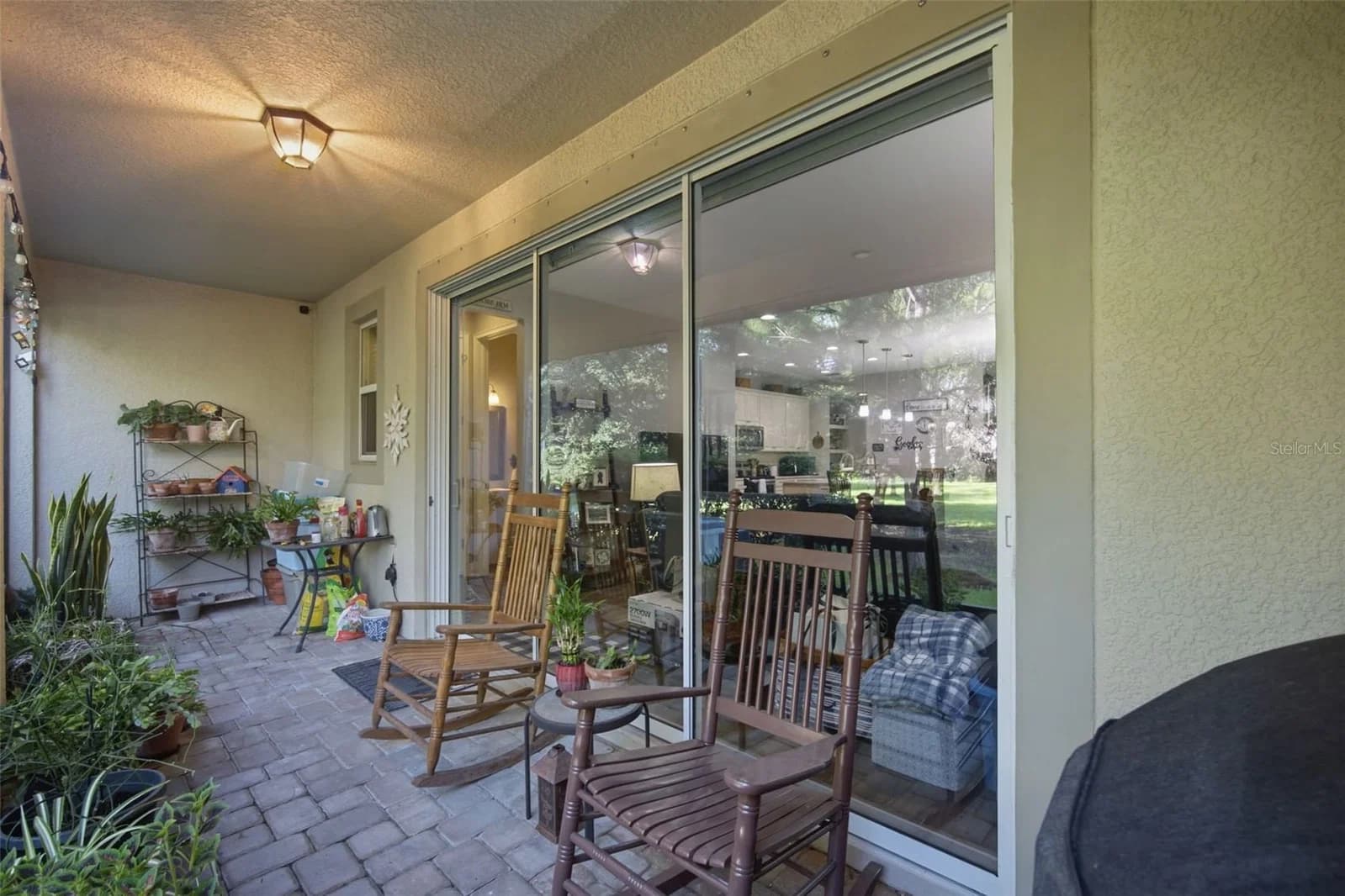 Photo 5 of 14215 PONDHAWK Lane