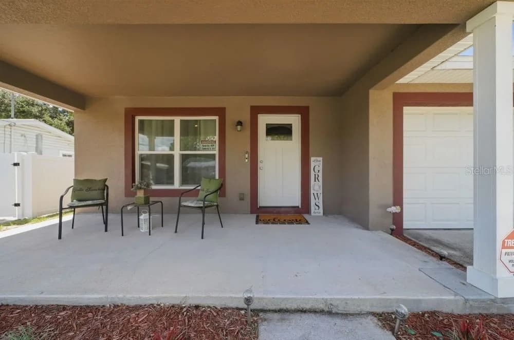 Photo 5 of 313 GRIFFIN Avenue