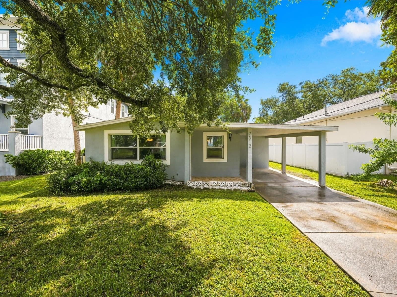 7312 ELLIOTT, Tampa, FL