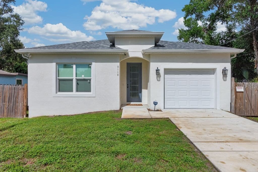 8118 SEMMES, Tampa, FL
