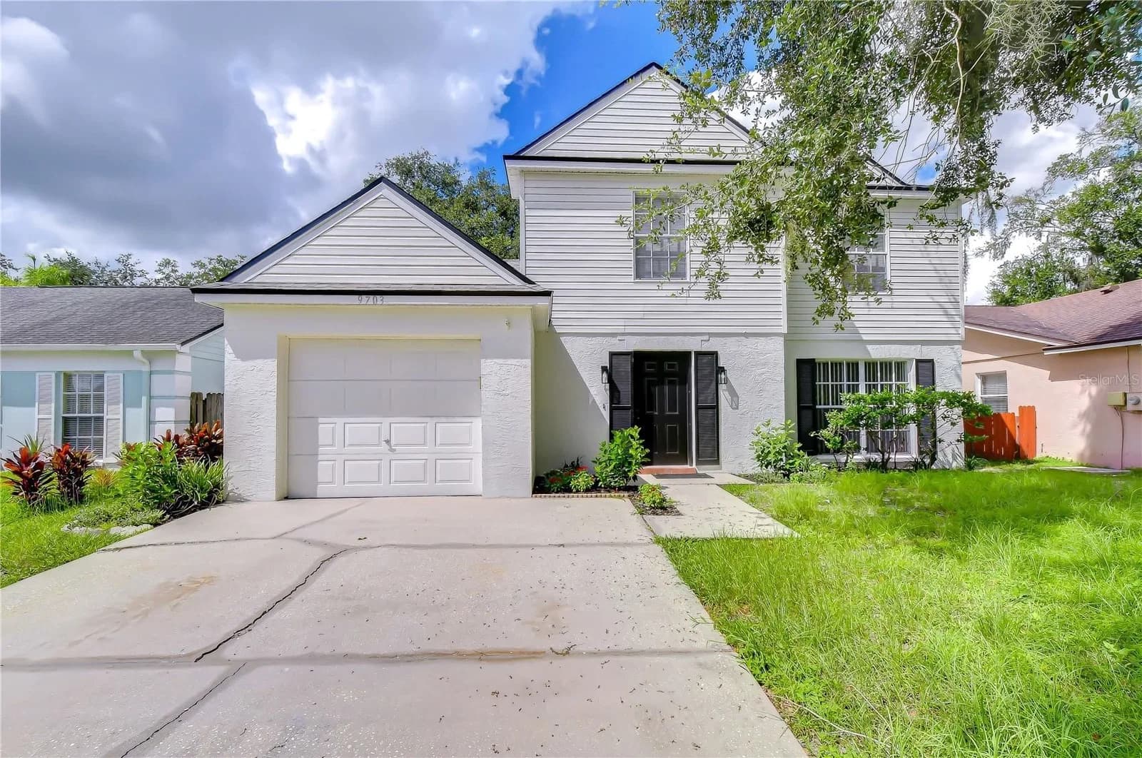 9703 FOX HOLLOW, Tampa, FL