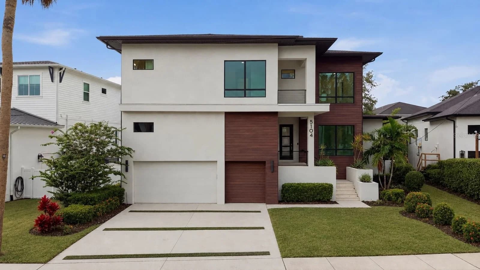 5104 EVELYN, Tampa, FL
