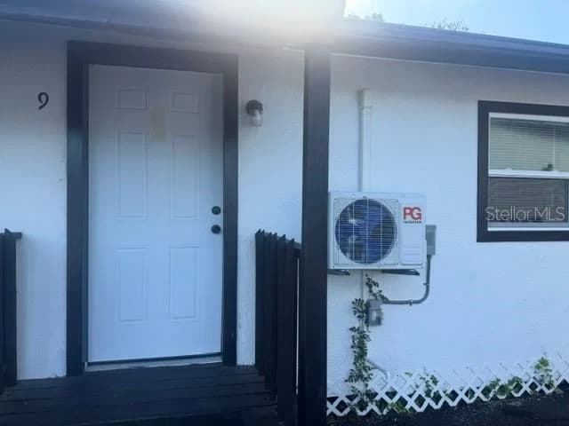 4605 HUBERT, Tampa, FL