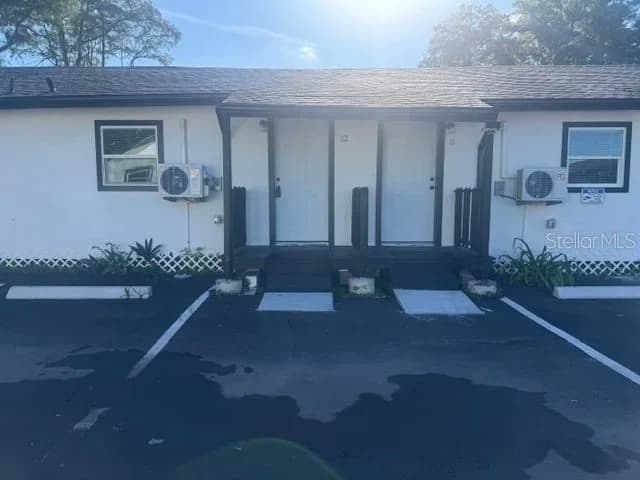 4605 HUBERT, Tampa, FL