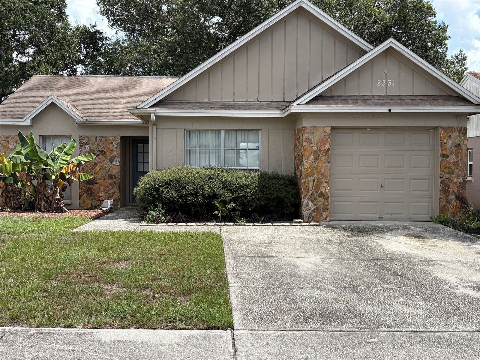 8331 PADDLEWHEEL, Tampa, FL