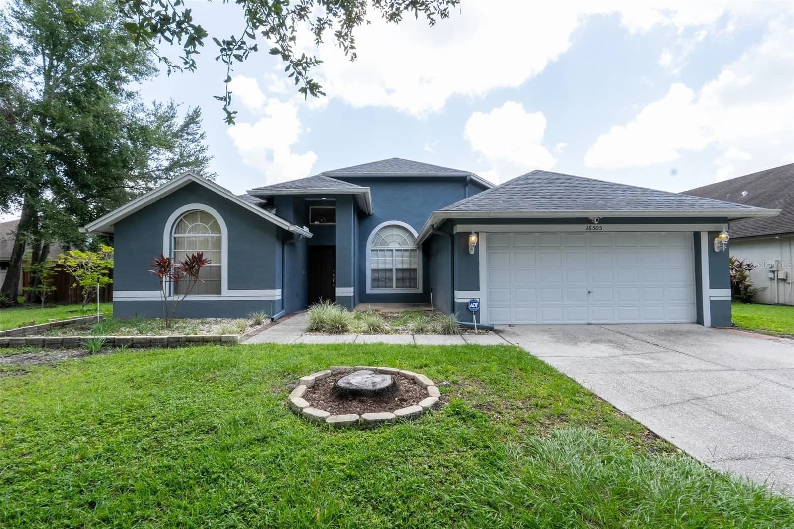 16505 LAKE HEATHER, Tampa, FL