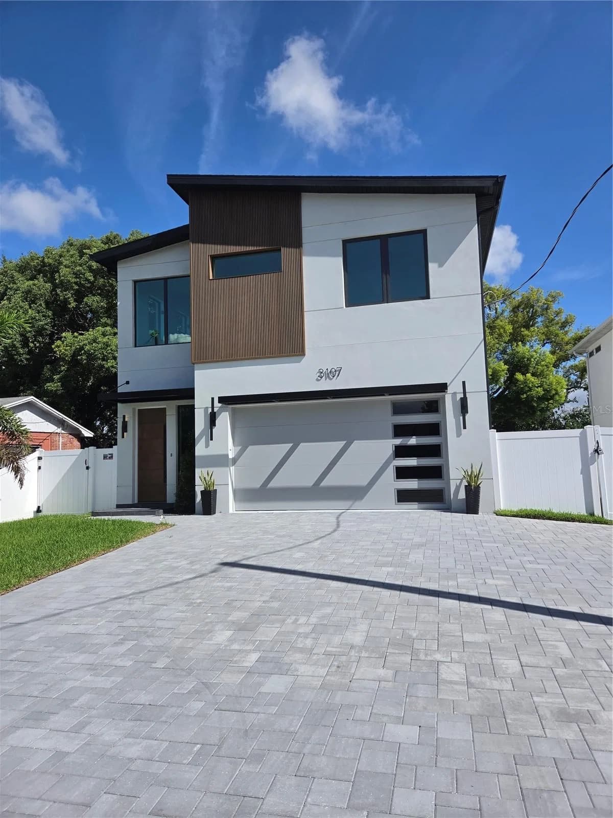 3107 BEACH, Tampa, FL