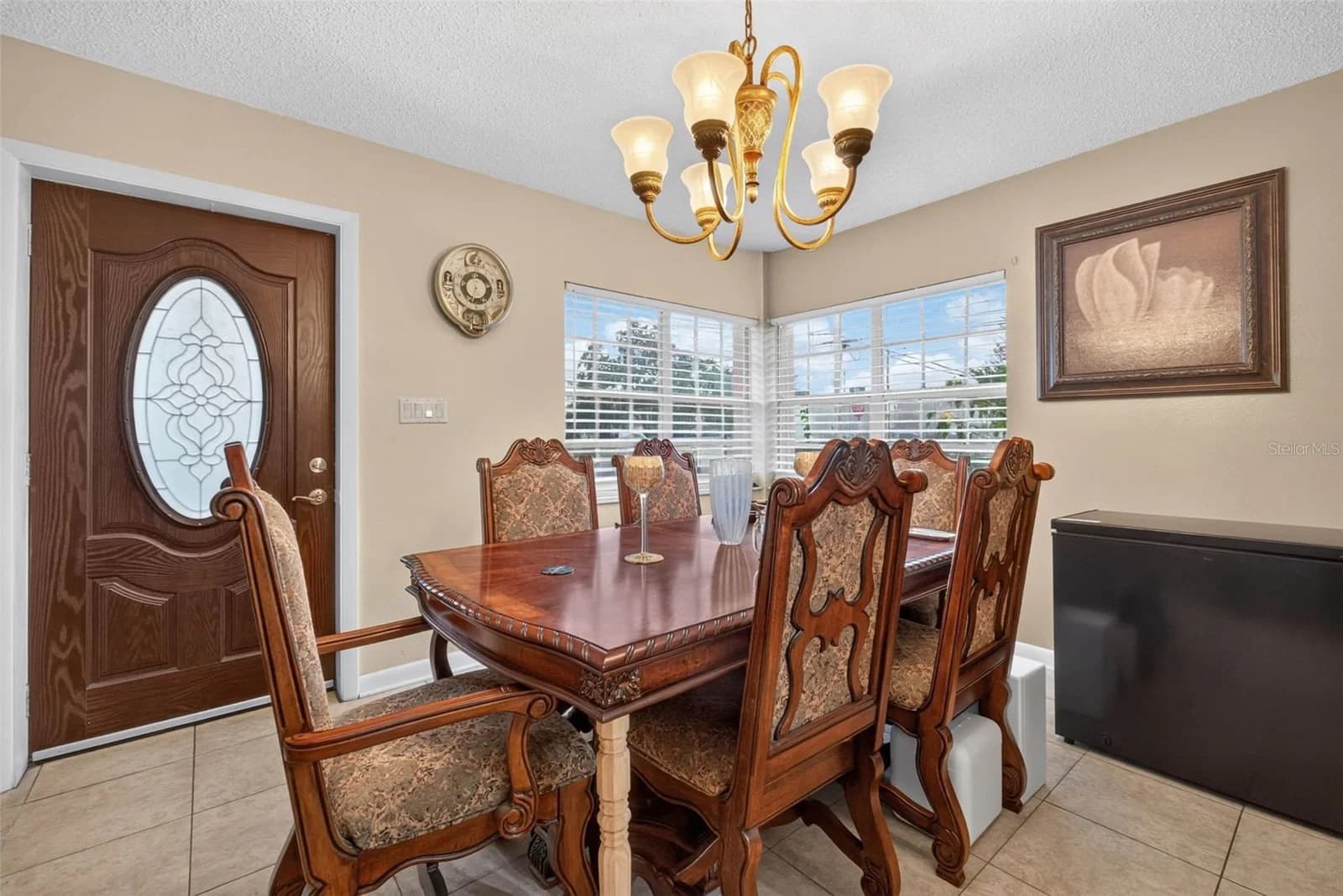 Photo 5 of 1302 SLIGH Avenue