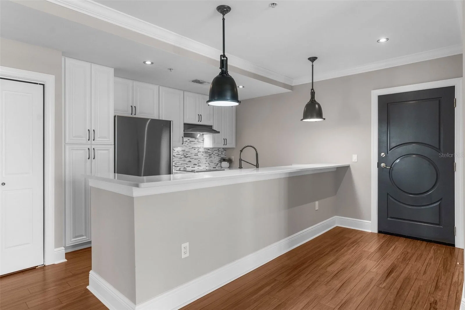 1238 KENNEDY, Tampa, FL
