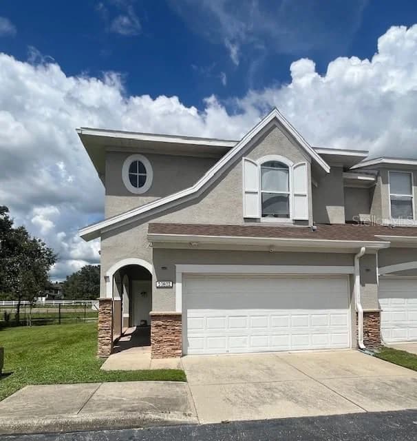 10802 CELTIC WOODS