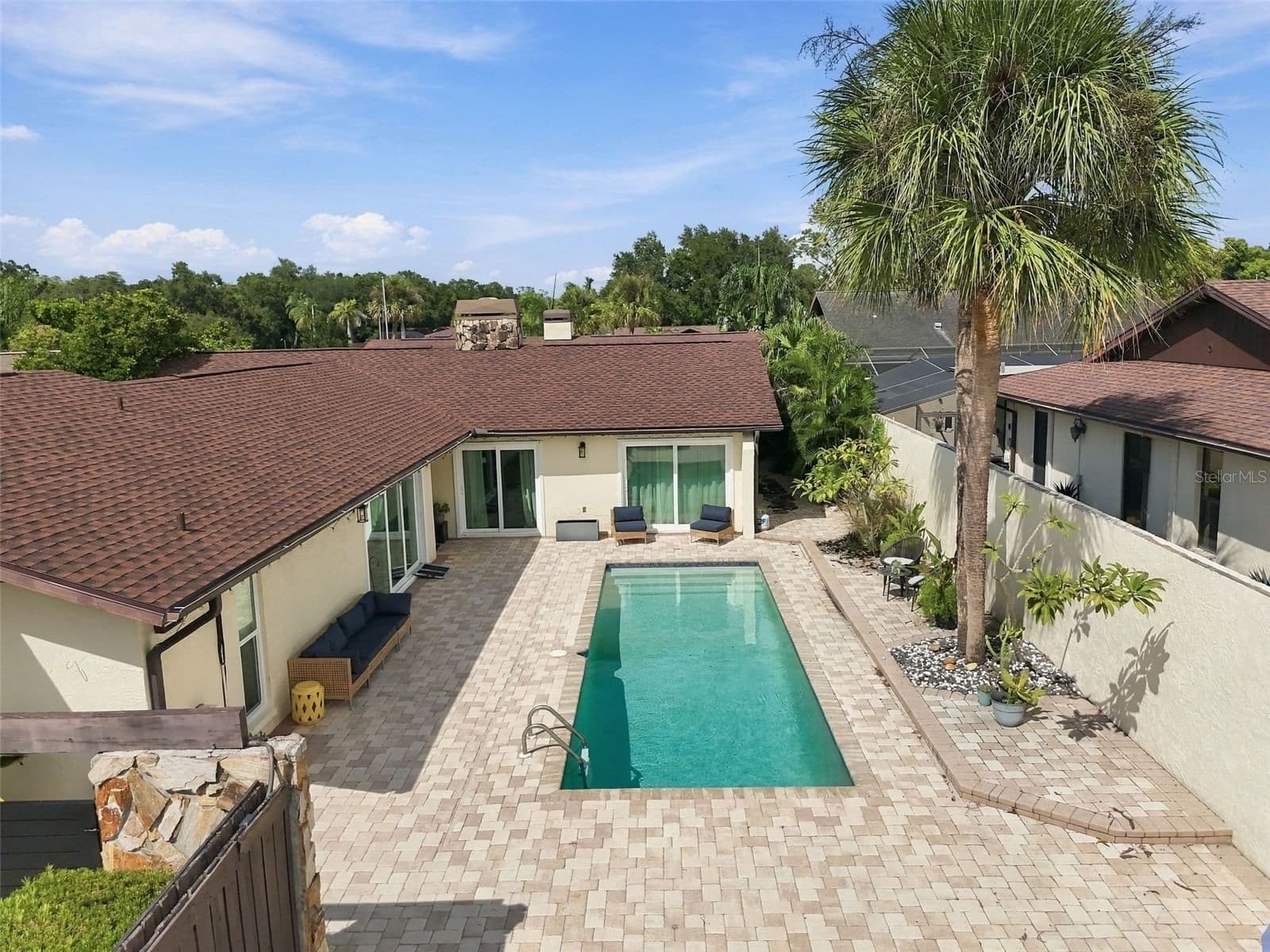 Photo 4 of 5041 PALOMA Drive
