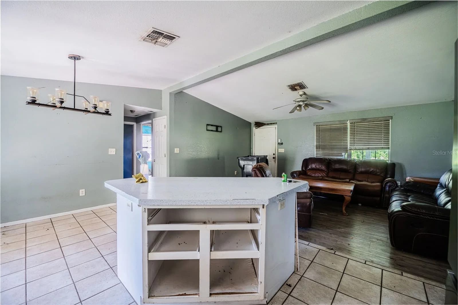 Photo 5 of 276 TAYLOR Street