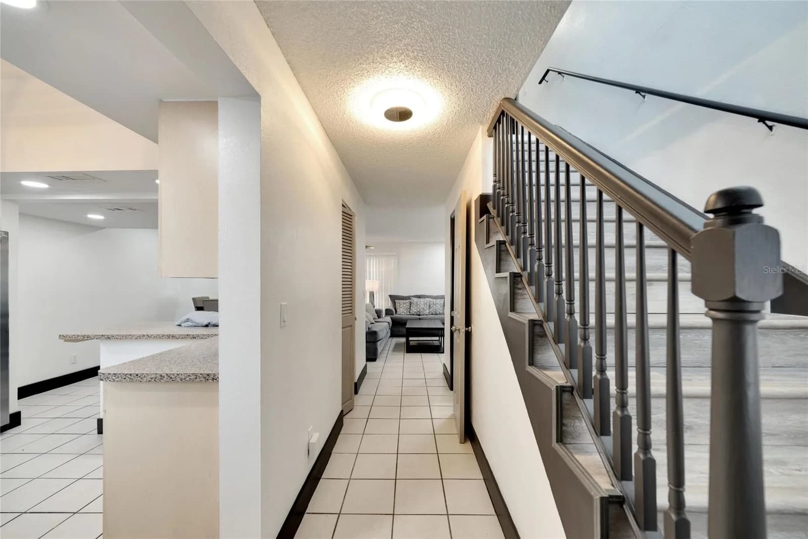 Photo 4 of 6301 NEWTOWN Circle #1A4