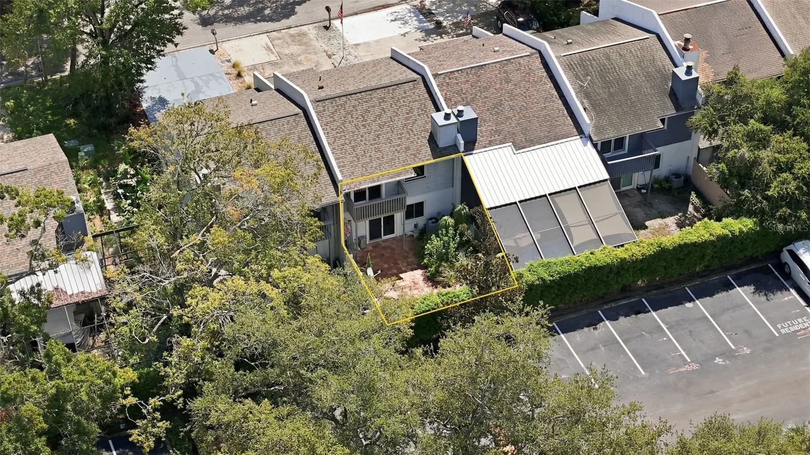 Photo 4 of 5824 IDLE FOREST Place