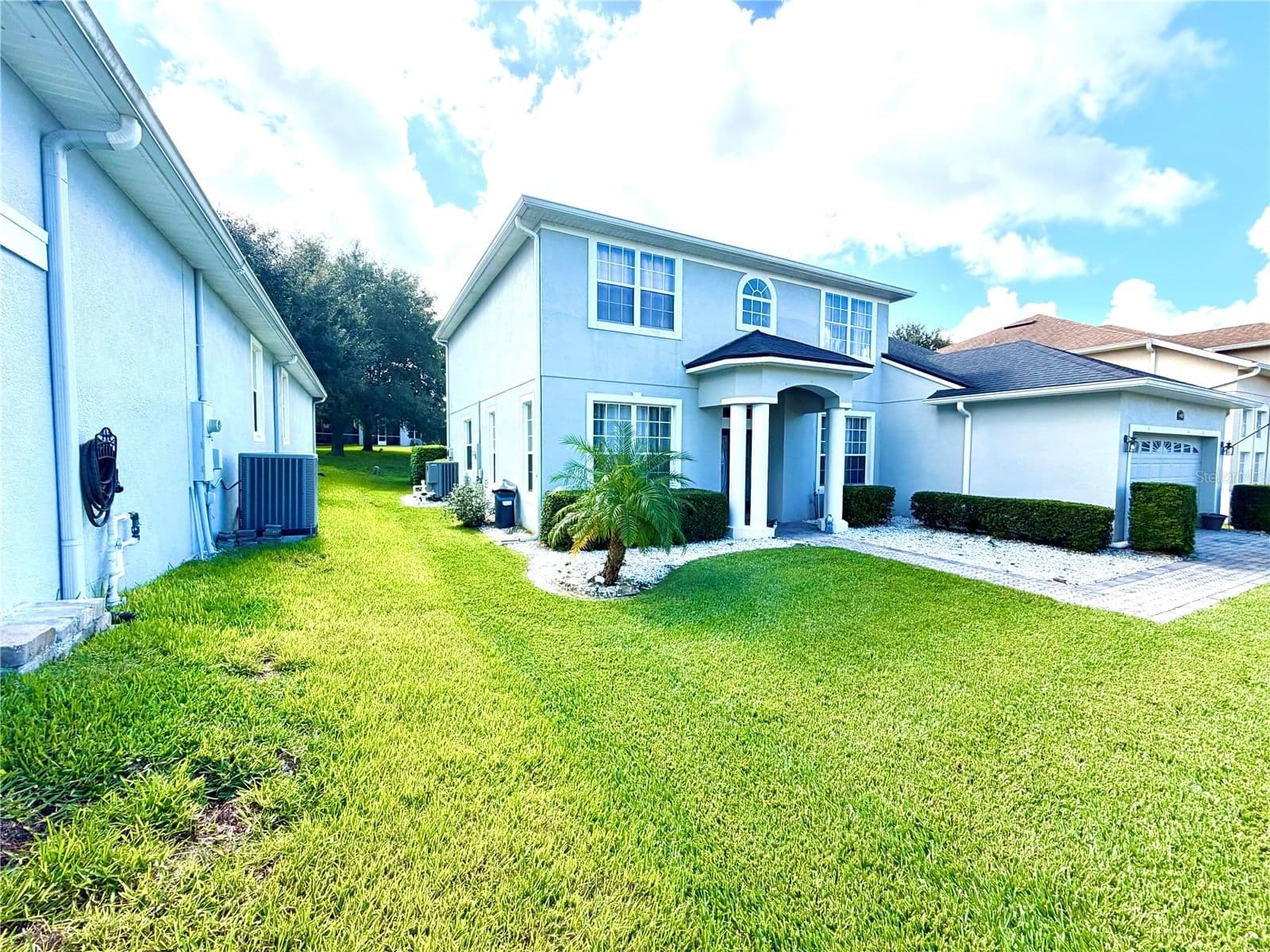 Photo 4 of 1405 MISTY GLEN Lane