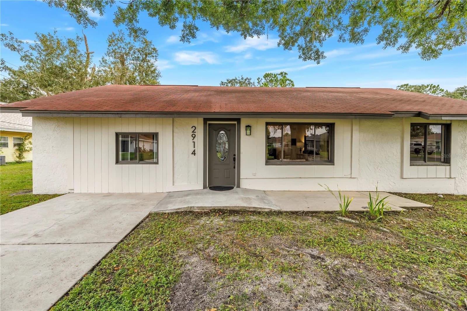 2914 N DELROSE Drive