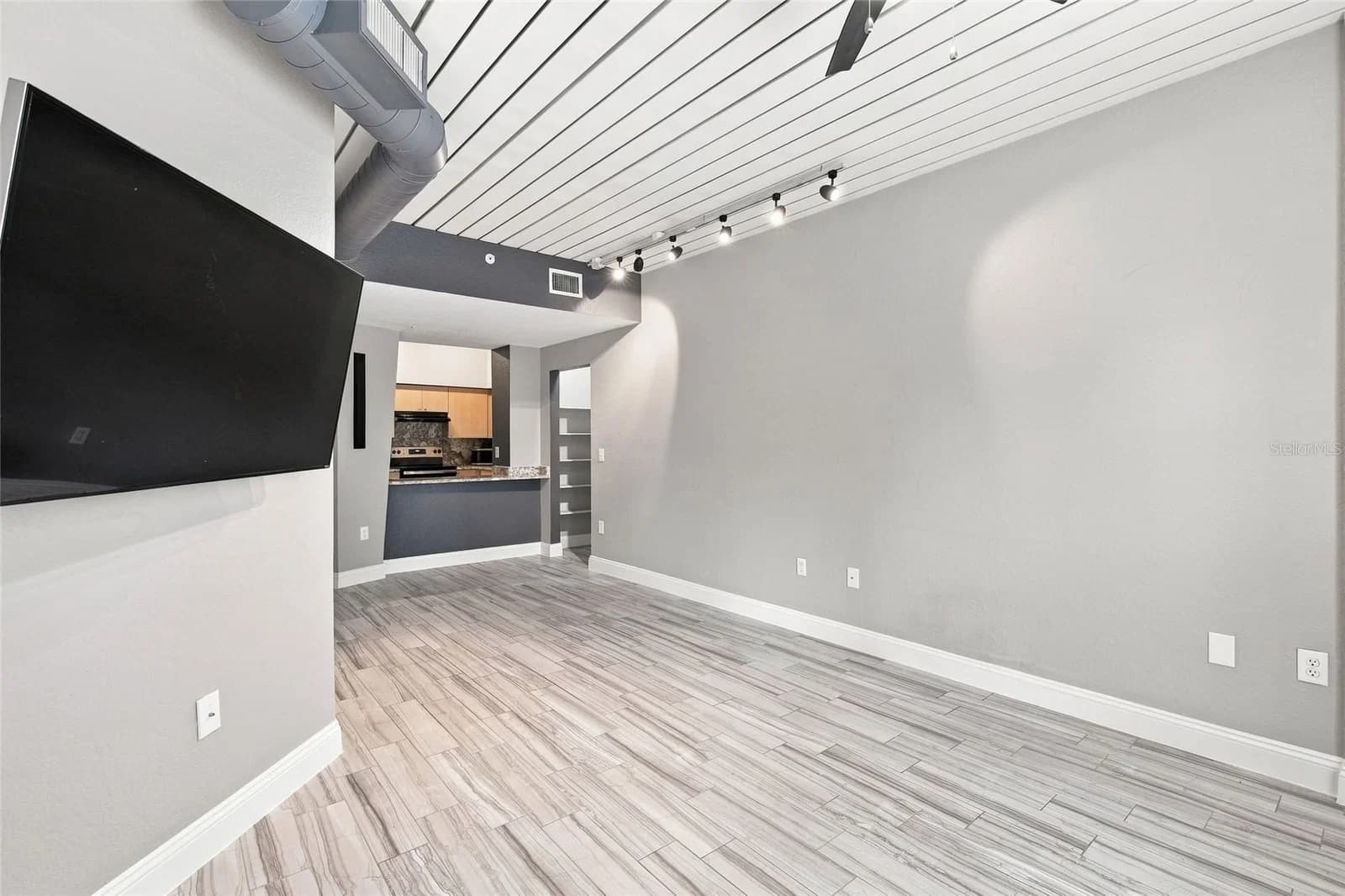 Photo 5 of 2410 AZEELE Street #216