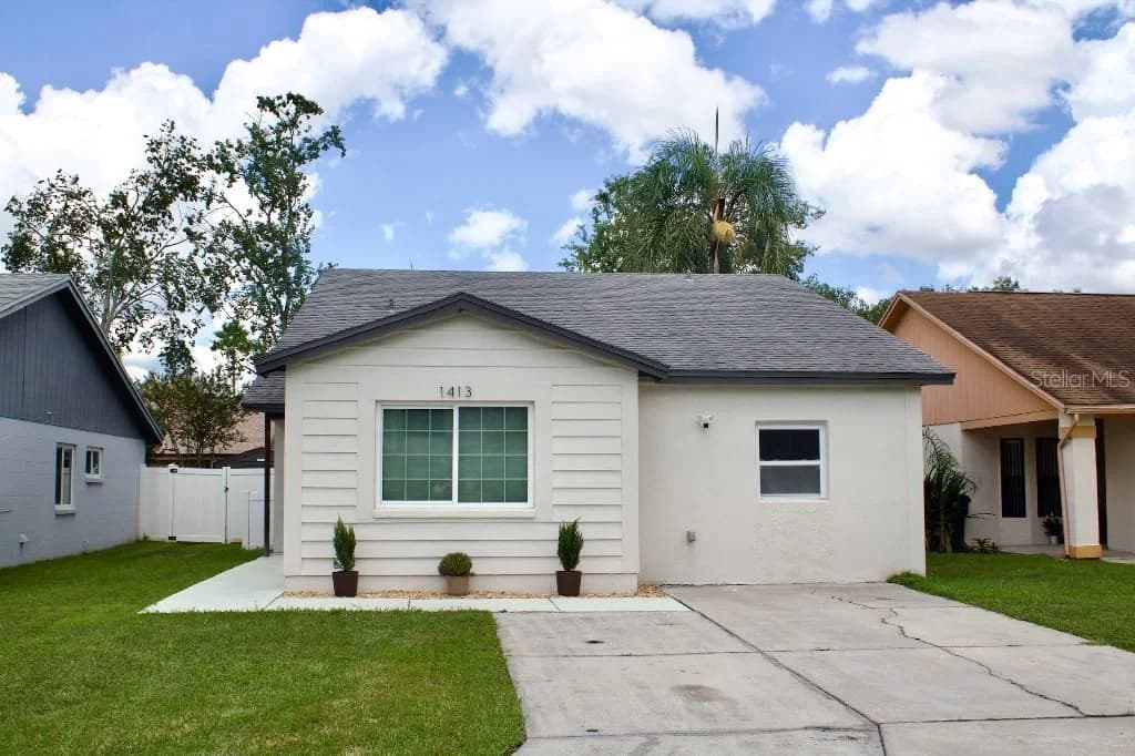 1413 BRAMBLEWOOD Drive