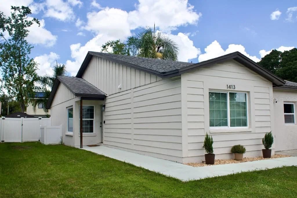 1413 BRAMBLEWOOD Drive
