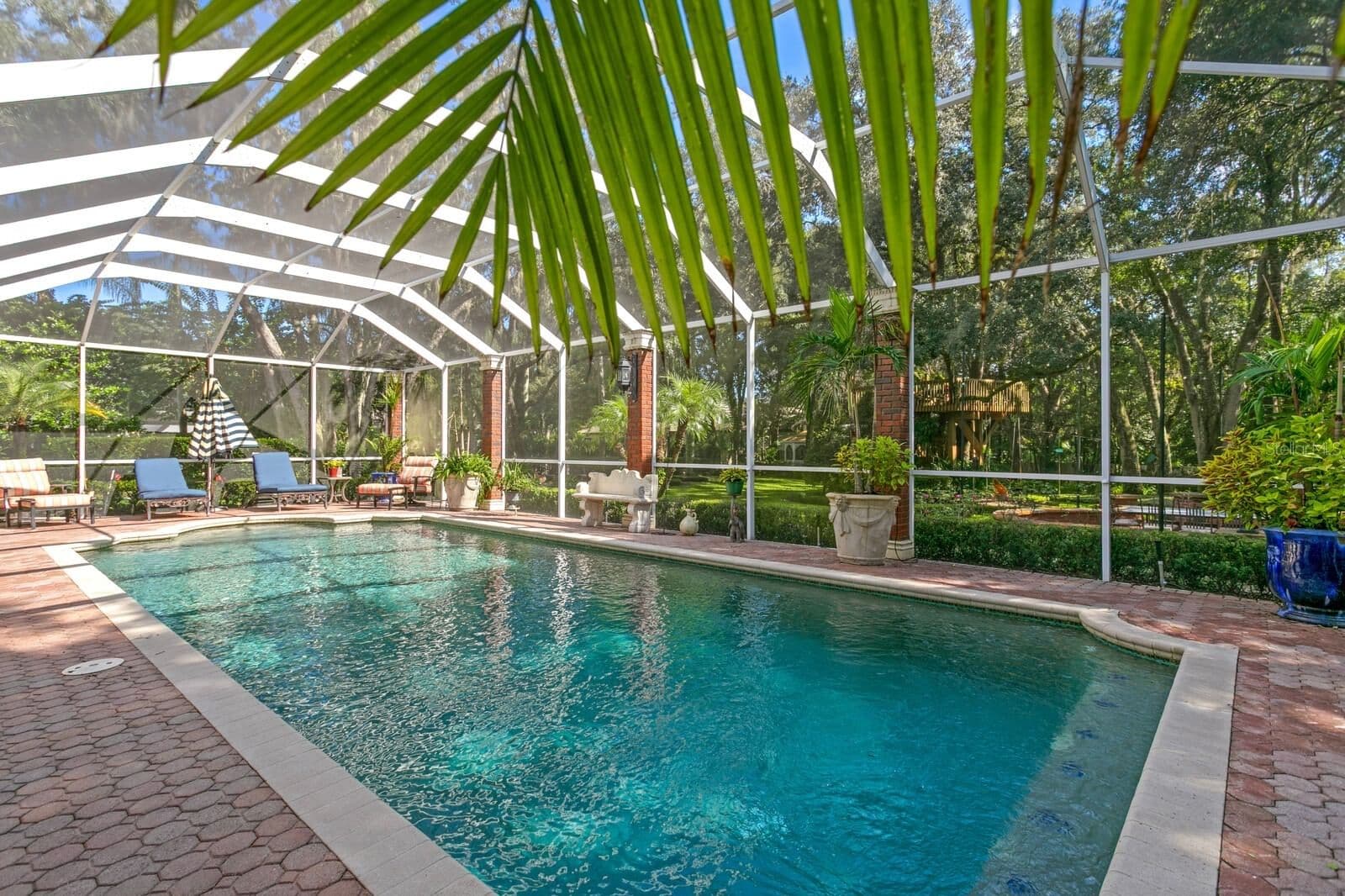 Photo 4 of 15307 EATON Court