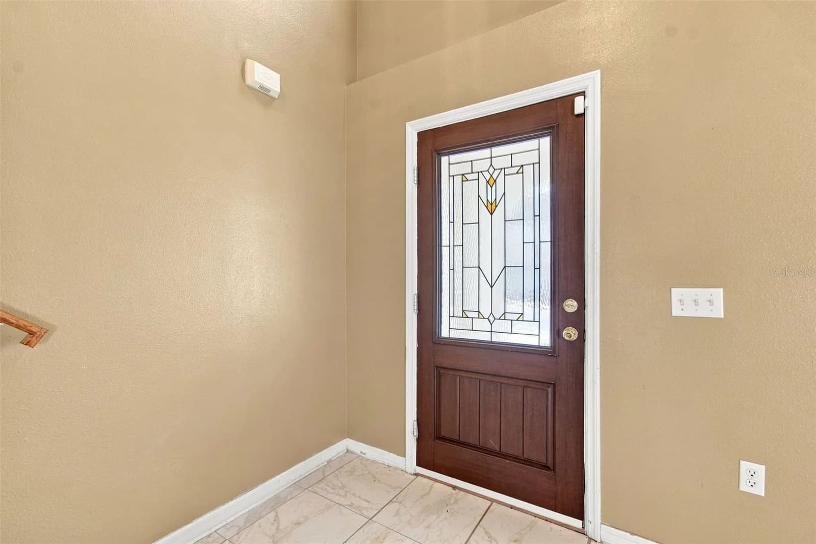 Photo 5 of 5155 SPANISH OAKS Drive