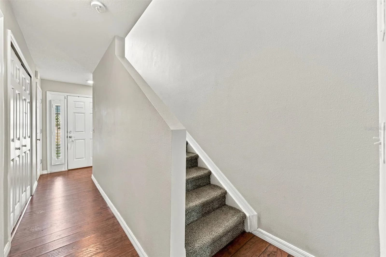 Photo 5 of 3805 EXETER Lane