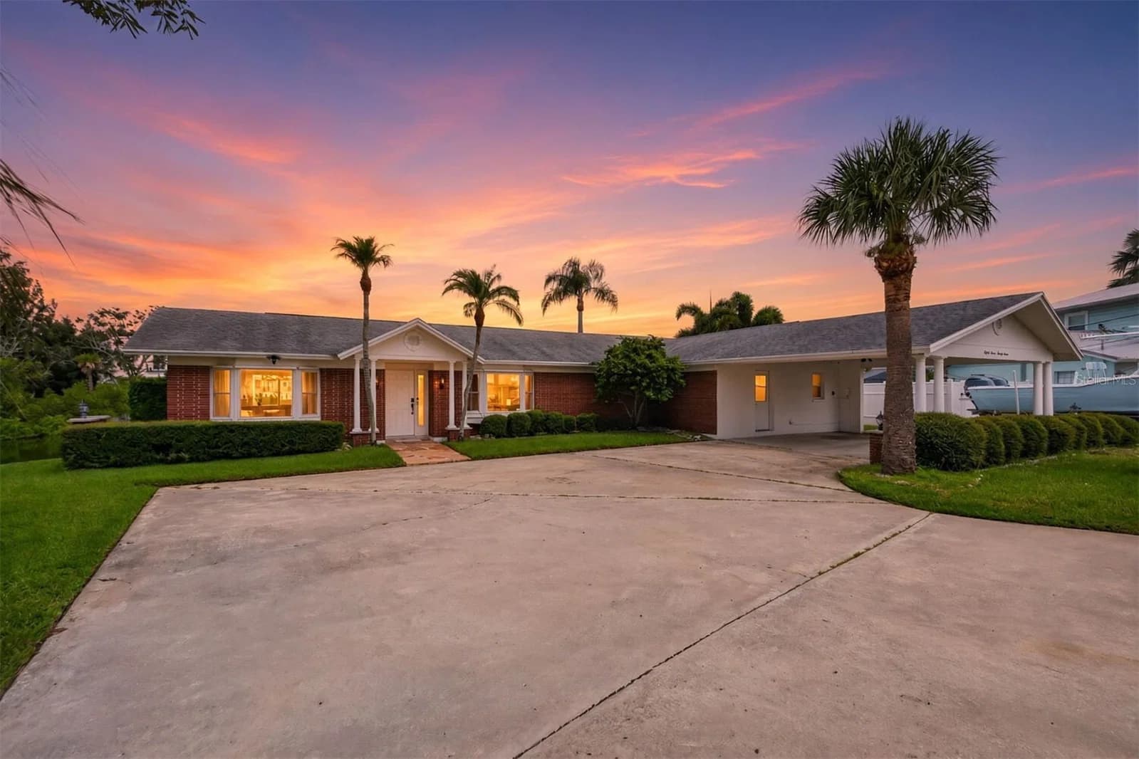 8727 BAY CREST Lane
