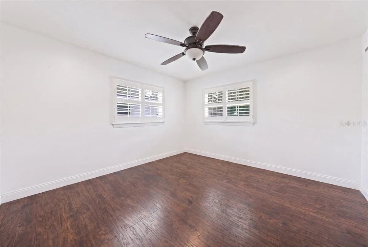 Photo 4 of 3004 MARLIN Avenue