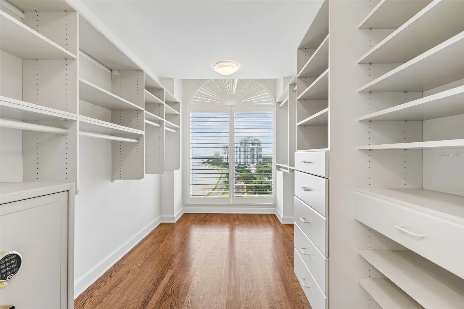 Photo 5 of 3203 BAYSHORE Boulevard #1202