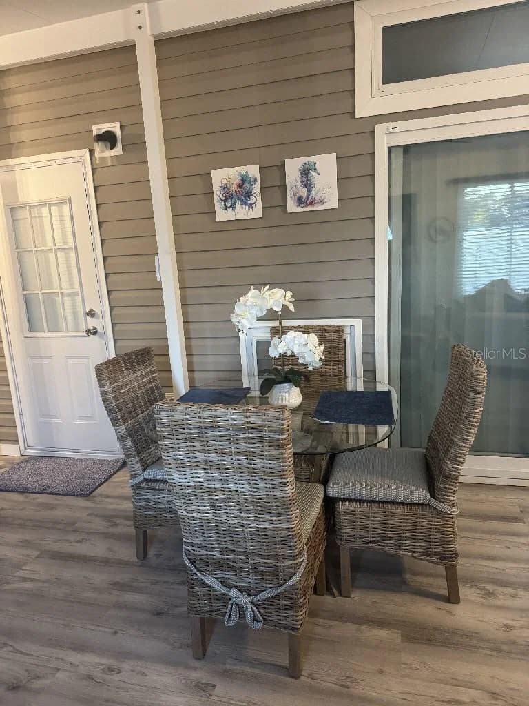Photo 4 of 16736 SUNSHINE Avenue