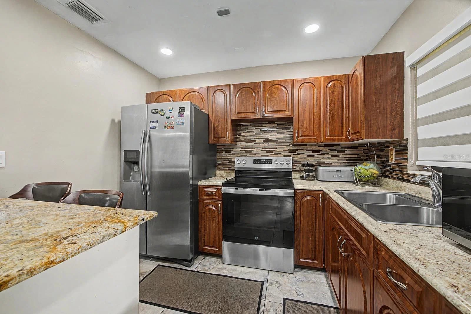 Photo 5 of 10621 141ST Drive