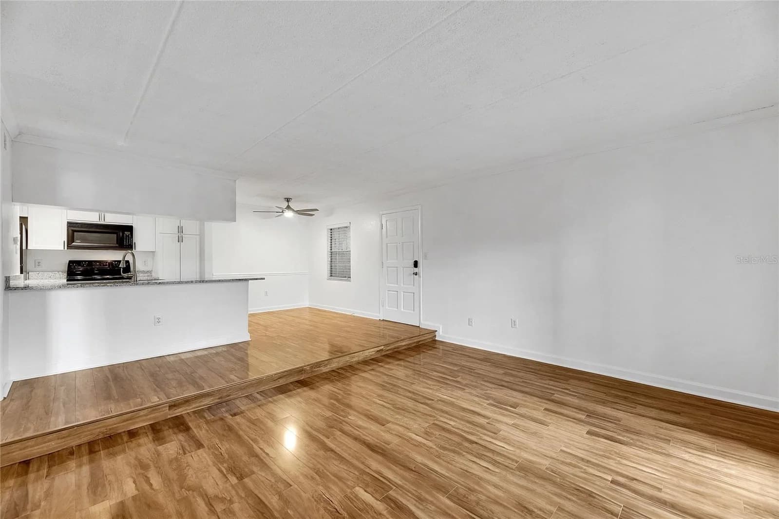 Photo 5 of 5304 KENNEDY Boulevard #106