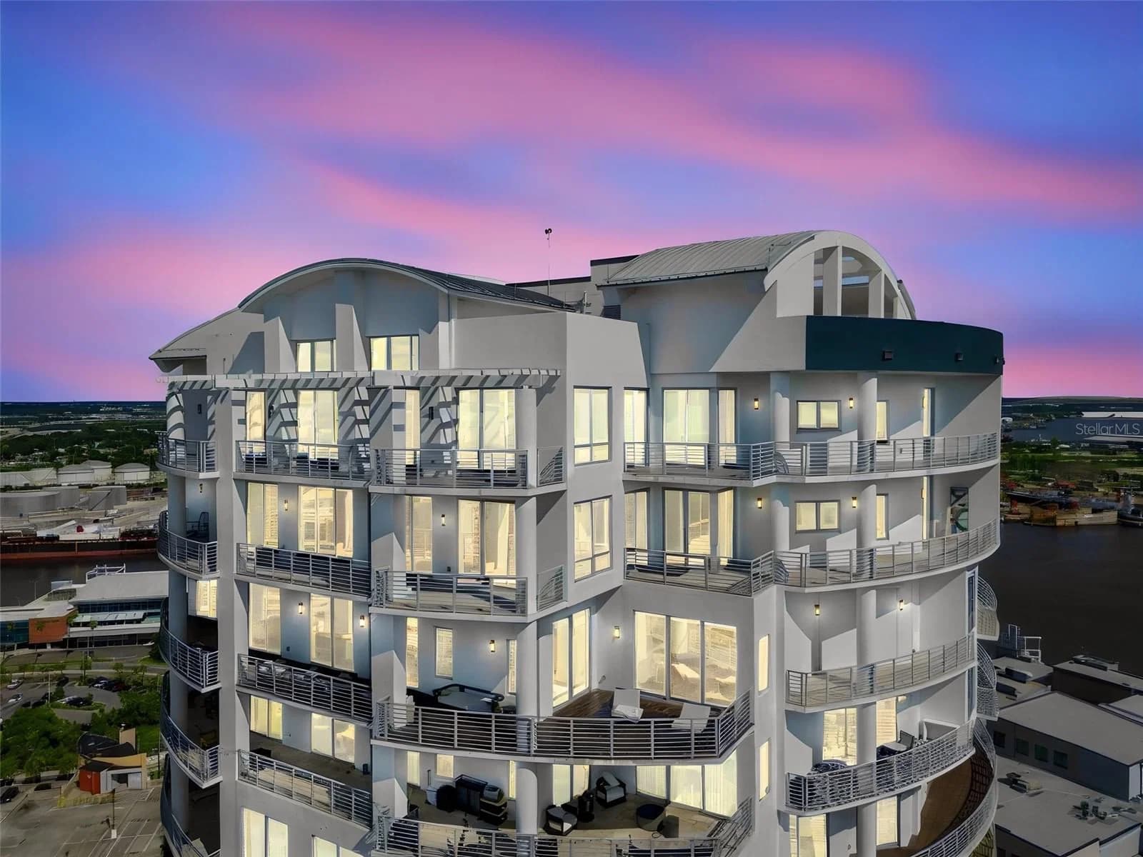 1209 CUMBERLAND Avenue #2901