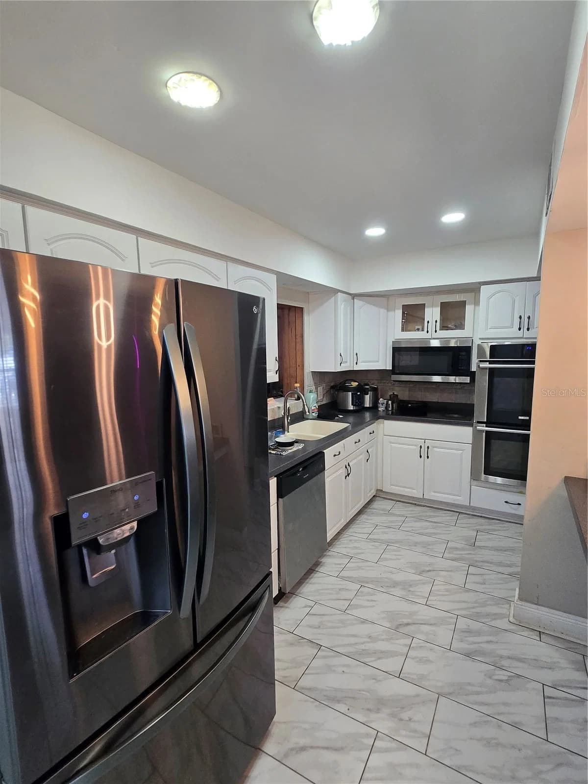 Photo 5 of 7710 HANNA Avenue